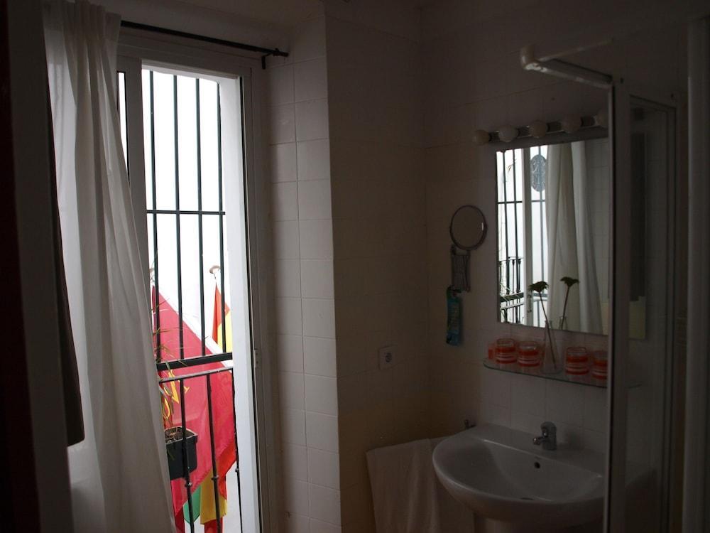 Hostal Arias Sevilla Kültér fotó
